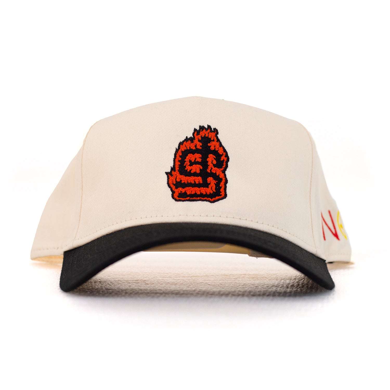 CREME/BLACK SAN FRANCISCO FLAME